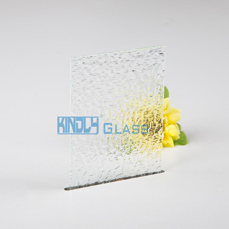 Clear 100G Patterned Glass